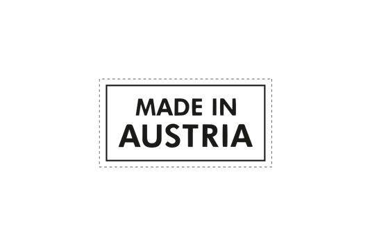 Der Aufkleber Made In Austria Steyr Traktor.
